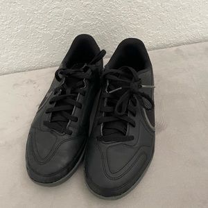 Black Nike Tiempo junior youth size 5